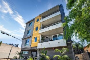 Apartment, 10718 Acama st, Studio City, CA 91602 - 36