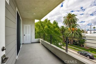 Apartment, 10718 Acama st, Studio City, CA 91602 - 39