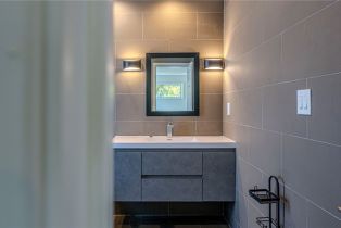 Single Family Residence, 3650 Sapphire dr, Encino, CA 91436 - 51