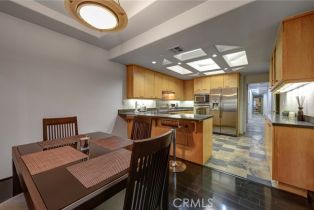 Condominium, 12841 Bloomfield st, Studio City, CA 91604 - 13