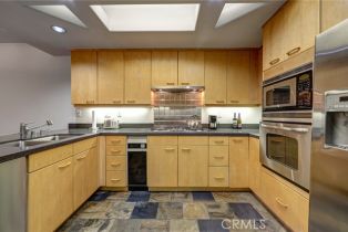 Condominium, 12841 Bloomfield st, Studio City, CA 91604 - 16