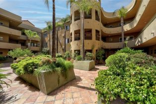 Condominium, 12841 Bloomfield st, Studio City, CA 91604 - 29