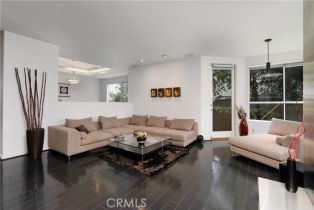 Condominium, 12841 Bloomfield st, Studio City, CA 91604 - 6