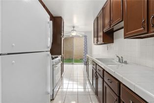 Townhouse, 10125 De Soto ave, Chatsworth, CA 91311 - 6