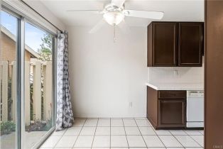 Townhouse, 10125 De Soto ave, Chatsworth, CA 91311 - 7