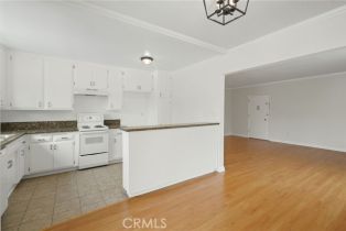 Condominium, 12953 Moorpark st, Studio City, CA 91604 - 5