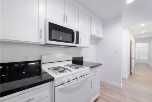 Apartment, 17312 Chatsworth st, Granada Hills, CA 91344 - 4