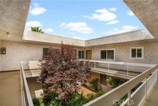 Condominium, 12157 Moorpark st, Studio City, CA 91604 - 13