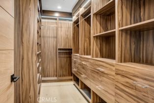 Single Family Residence, 14899 Round Valley, Sherman Oaks, CA 91403 - 15