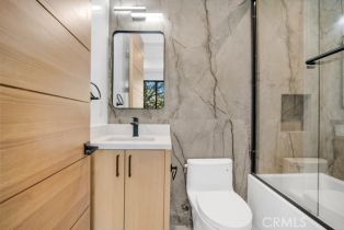 Single Family Residence, 14899 Round Valley, Sherman Oaks, CA 91403 - 21