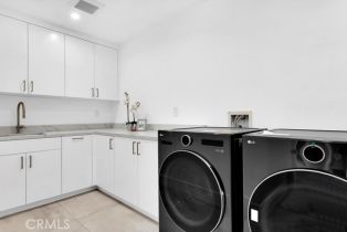 Single Family Residence, 14899 Round Valley, Sherman Oaks, CA 91403 - 38