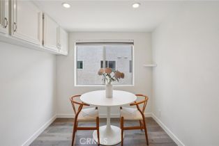 Condominium, 18356 Collins st, Tarzana, CA 91356 - 12