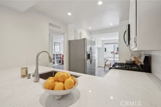 Condominium, 18356 Collins st, Tarzana, CA 91356 - 13