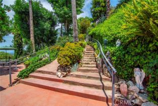 Single Family Residence, 3935 Oakfield dr, Sherman Oaks, CA 91423 - 10