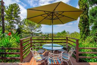 Single Family Residence, 3935 Oakfield dr, Sherman Oaks, CA 91423 - 43