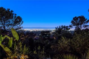 Single Family Residence, 3935 Oakfield dr, Sherman Oaks, CA 91423 - 45