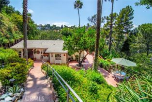 Single Family Residence, 3935 Oakfield dr, Sherman Oaks, CA 91423 - 7