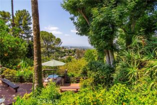 Single Family Residence, 3935 Oakfield dr, Sherman Oaks, CA 91423 - 8