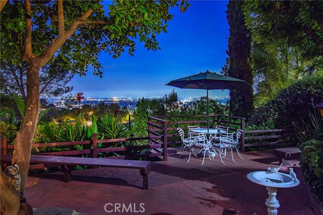 Single Family Residence, 3935 Oakfield dr, Sherman Oaks, CA 91423 - 1