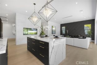 Single Family Residence, 16706 Magnolia blvd, Encino, CA 91436 - 18