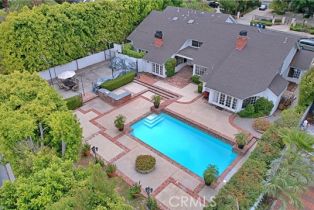 Single Family Residence, 17437 Tarzana st, Encino, CA 91316 - 2