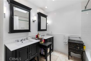 Single Family Residence, 17437 Tarzana st, Encino, CA 91316 - 50