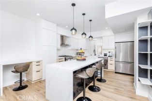 Townhouse, 5923 Etiwanda ave, Tarzana, CA 91356 - 11