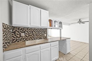 Condominium, 18620 Hatteras st, Tarzana, CA 91356 - 6