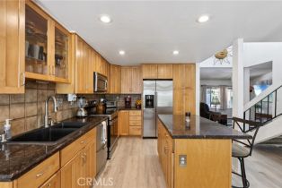 Condominium, 10161 Larwin ave, Chatsworth, CA 91311 - 12