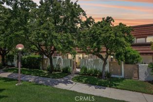 Condominium, 10161 Larwin AVE, Chatsworth, CA  Chatsworth, CA 91311