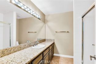 Townhouse, 5200 White Oak ave, Encino, CA 91316 - 18