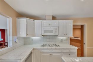 Single Family Residence, 10251 Glade ave, Chatsworth, CA 91311 - 22