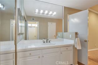 Single Family Residence, 10251 Glade ave, Chatsworth, CA 91311 - 35