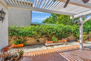 Single Family Residence, 10251 Glade ave, Chatsworth, CA 91311 - 43