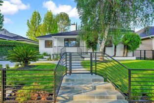 Single Family Residence, 15440 Varden st, Sherman Oaks, CA 91403 - 2