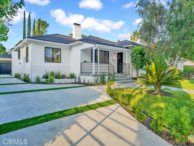 Single Family Residence, 15440 Varden st, Sherman Oaks, CA 91403 - 1