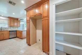 Single Family Residence, 20129 Halsted st, Chatsworth, CA 91311 - 13