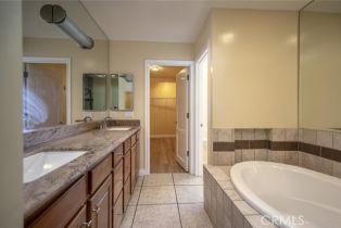 Townhouse, 5241 Colodny dr, Agoura Hills, CA 91301 - 11