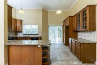 Townhouse, 5241 Colodny dr, Agoura Hills, CA 91301 - 3