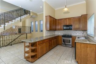 Townhouse, 5241 Colodny dr, Agoura Hills, CA 91301 - 4