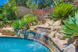 Single Family Residence, 9733 Kentland ave, Chatsworth, CA 91311 - 36