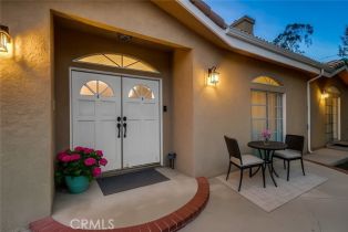 Single Family Residence, 9733 Kentland ave, Chatsworth, CA 91311 - 4