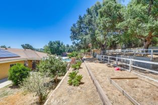 Single Family Residence, 9733 Kentland ave, Chatsworth, CA 91311 - 44