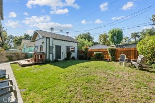 Single Family Residence, 1719 Monte Vista st, Pasadena, CA 91106 - 5