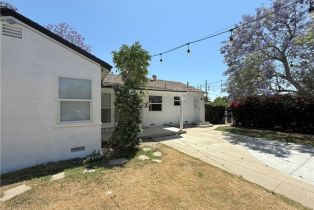 Single Family Residence, 16055 Blackhawk st, Granada Hills, CA 91344 - 11