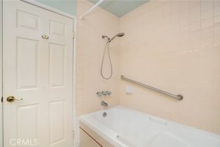 Condominium, 333 Alameda ave, Burbank, CA 91506 - 15