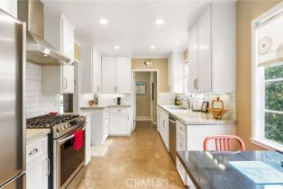 Single Family Residence, 14060 Chandler blvd, Sherman Oaks, CA 91401 - 10
