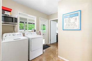 Single Family Residence, 14060 Chandler blvd, Sherman Oaks, CA 91401 - 14