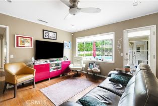 Single Family Residence, 14060 Chandler blvd, Sherman Oaks, CA 91401 - 16