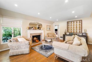 Single Family Residence, 14060 Chandler blvd, Sherman Oaks, CA 91401 - 3